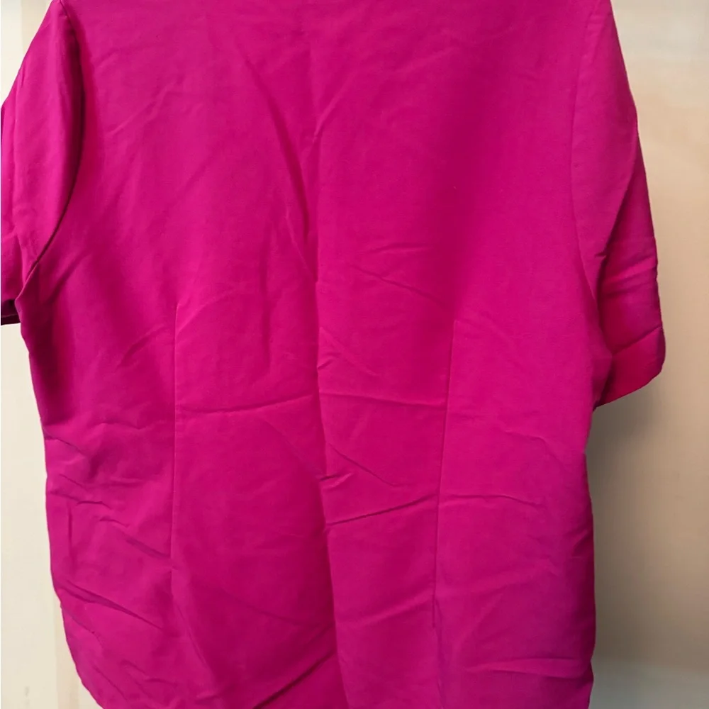 Figs Technical Collection XXL in Bright Pink - Picture 2 of 3